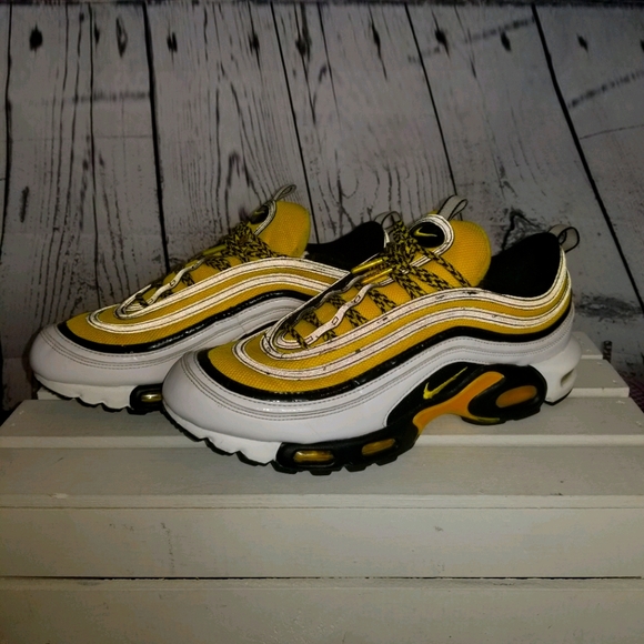 air max 97 plus frequency pack